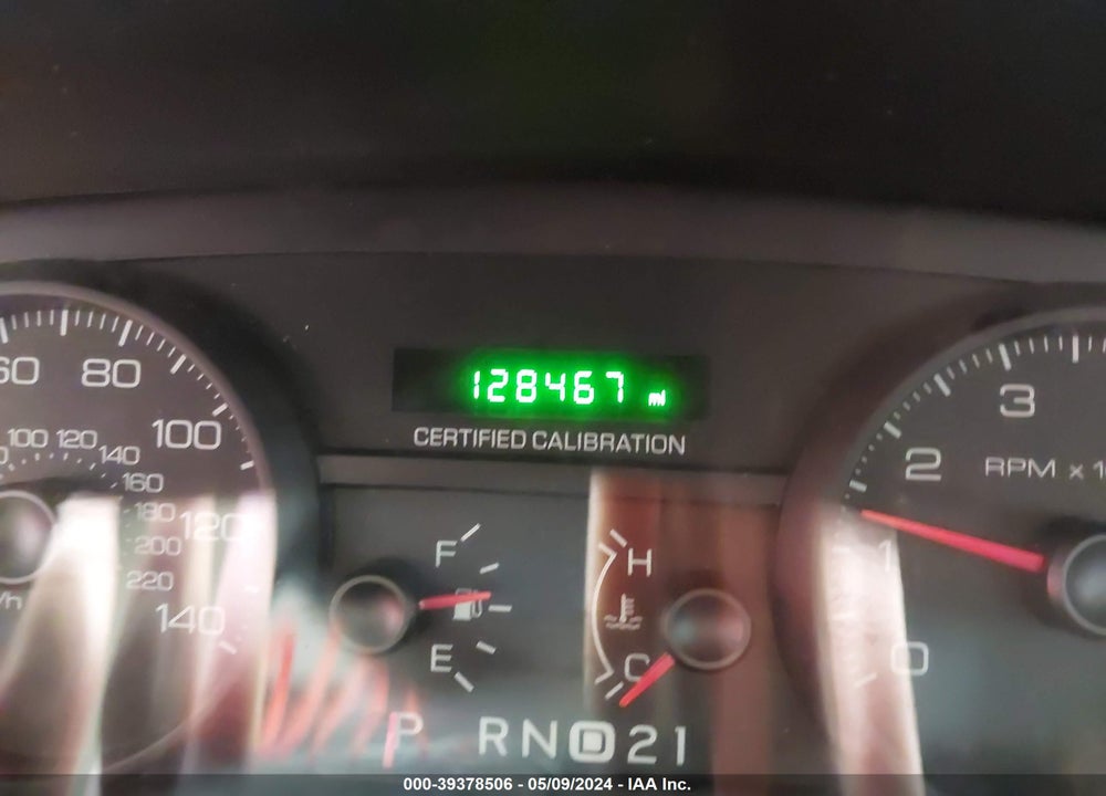 2009 FORD CROWN VICTORIA POLICE/POLICE INTERCEPTOR VIN: 2FAHP71V29X109047