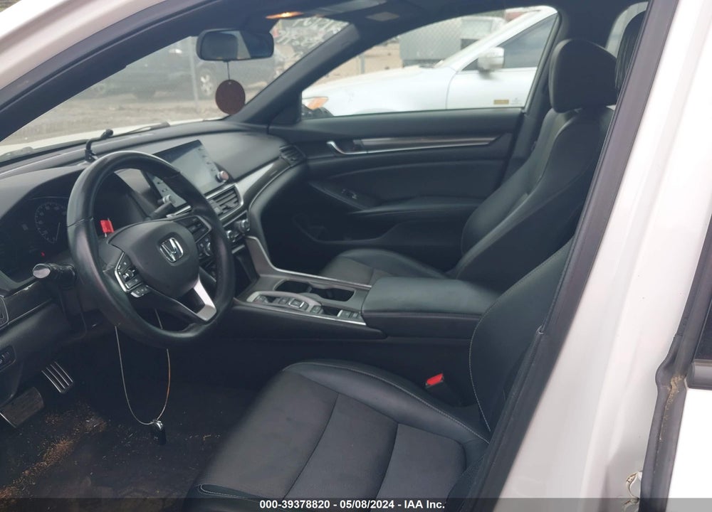 2018 HONDA ACCORD SPORT 2.0T VIN: 1HGCV2F3XJA015324