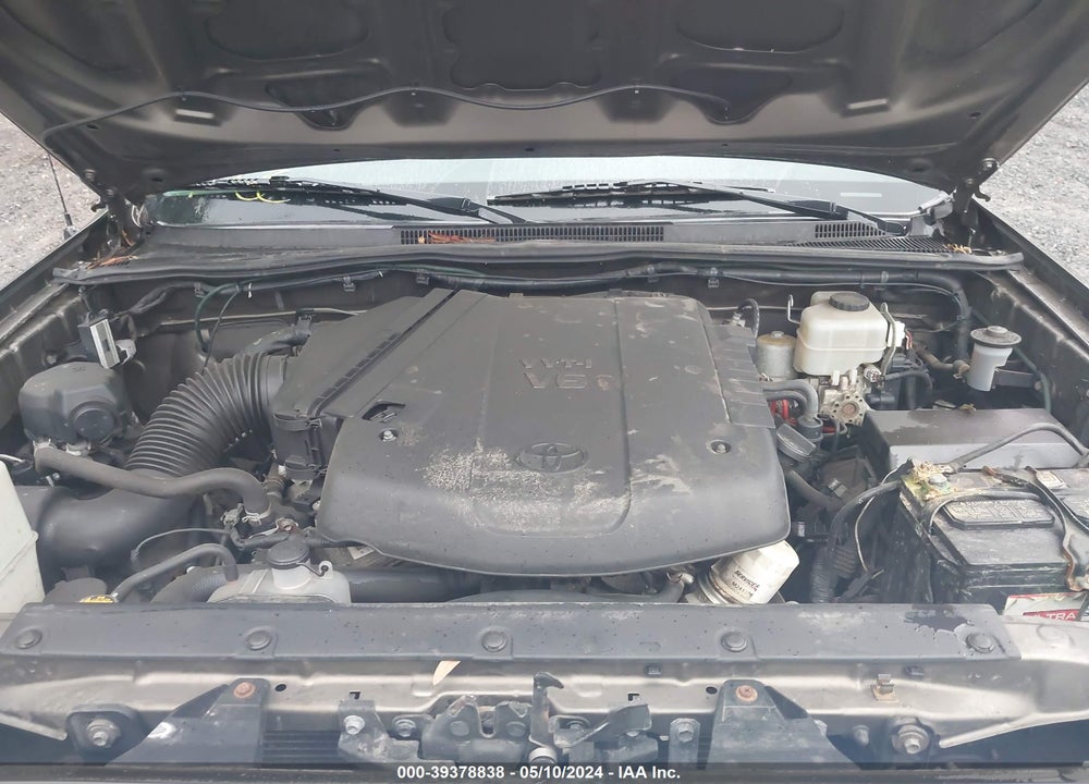 2015 TOYOTA TACOMA BASE V6 VIN: 5TFLU4EN8FX127334