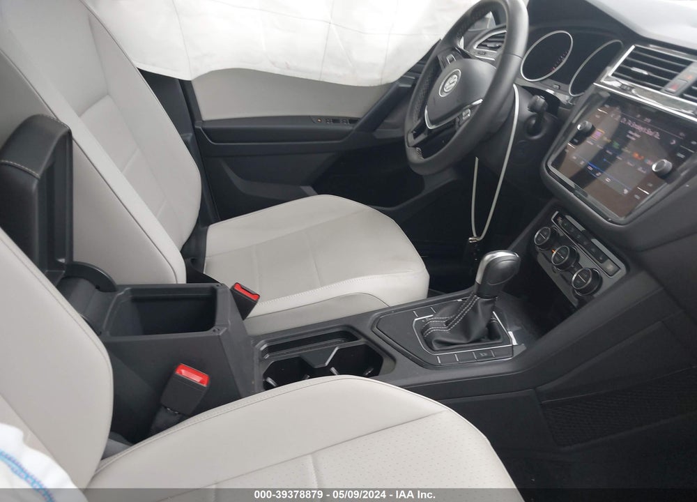 2021 VOLKSWAGEN TIGUAN 2.0T SE/2.0T SE R-LINE BLACK/2.0T SEL VIN: 3VV3B7AX4MM047354