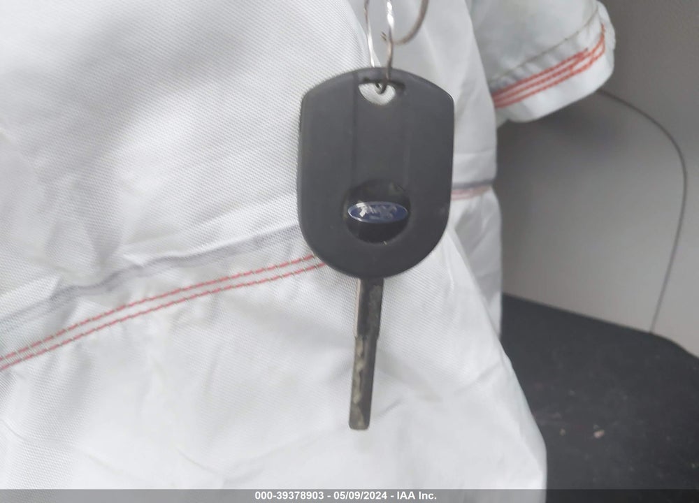 2015 FORD FOCUS VIN: 1FADP3K23FL259107