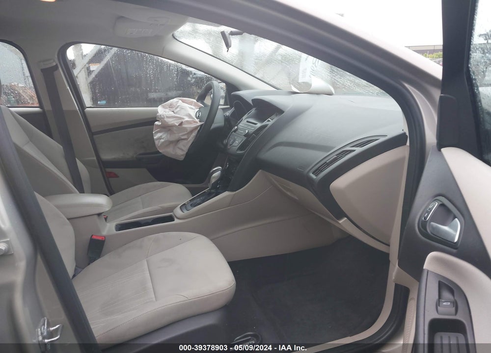 2015 FORD FOCUS VIN: 1FADP3K23FL259107