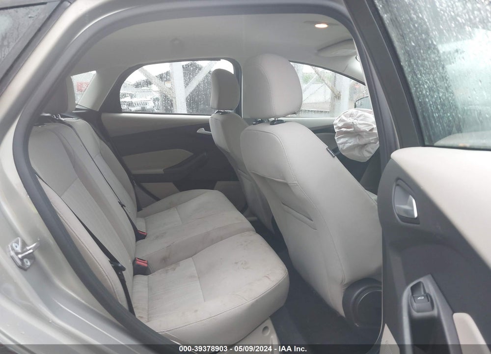 2015 FORD FOCUS VIN: 1FADP3K23FL259107