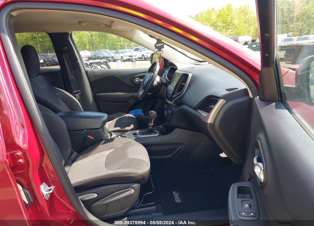 2015 JEEP CHEROKEE LATITUDE VIN: 1C4PJMCB2FW639647