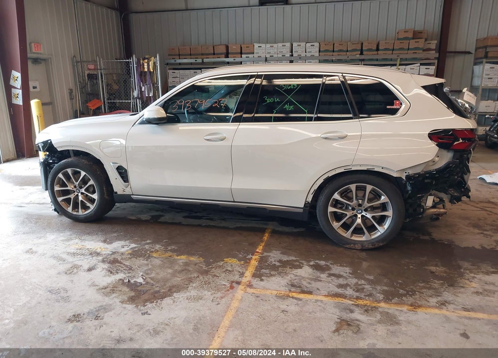 2024 BMW X5 PHEV XDRIVE50E VIN: 5UX43EU05R9T86308