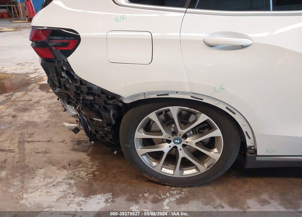 2024 BMW X5 PHEV XDRIVE50E VIN: 5UX43EU05R9T86308