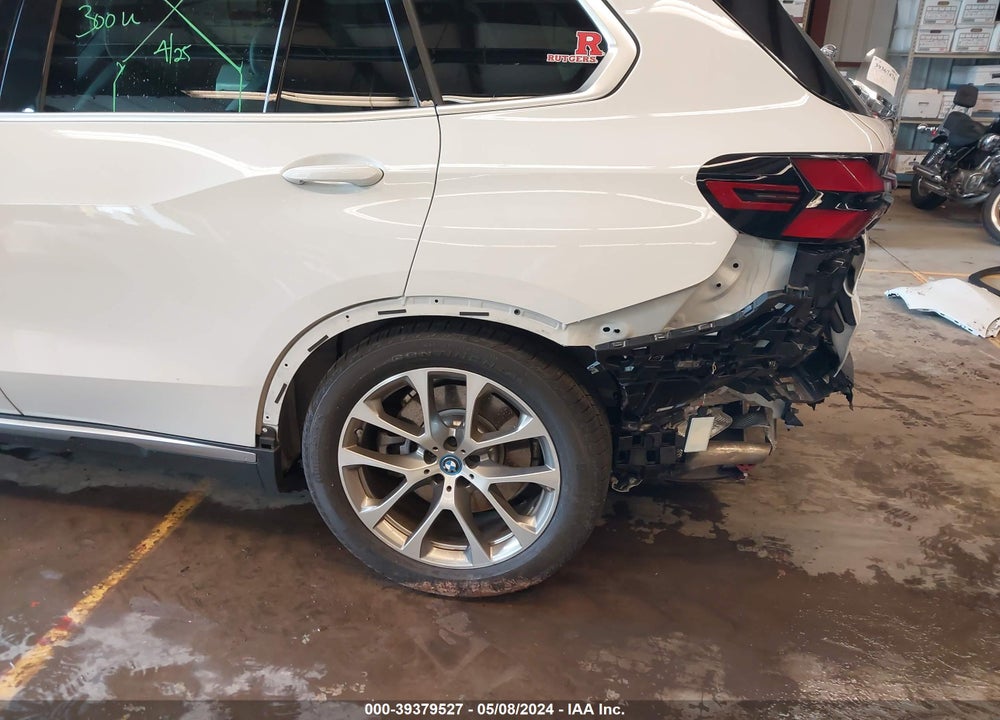 2024 BMW X5 PHEV XDRIVE50E VIN: 5UX43EU05R9T86308