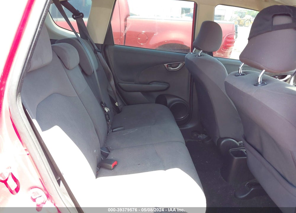 2012 HONDA FIT VIN: JHMGE8H34CC038913