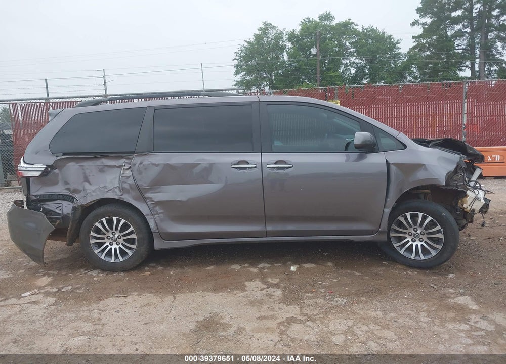 2019 TOYOTA SIENNA XLE 8 PASSENGER VIN: 5TDYZ3DC4KS994215