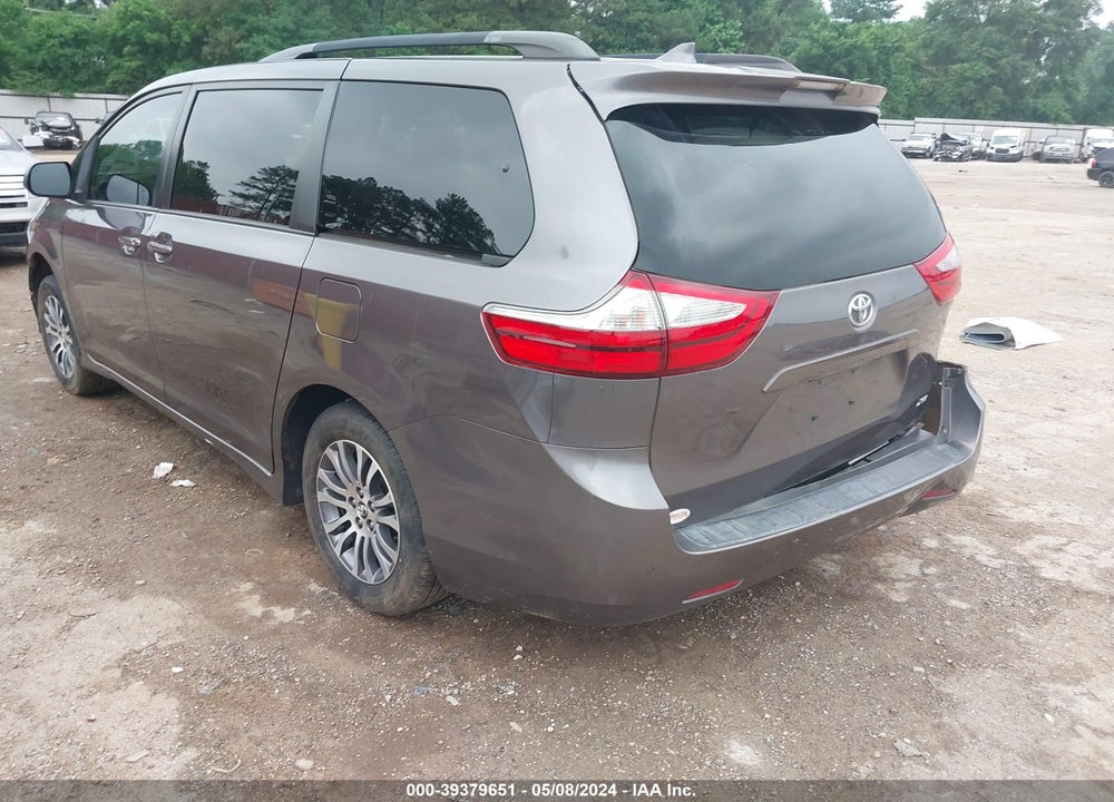 2019 TOYOTA SIENNA XLE 8 PASSENGER VIN: 5TDYZ3DC4KS994215