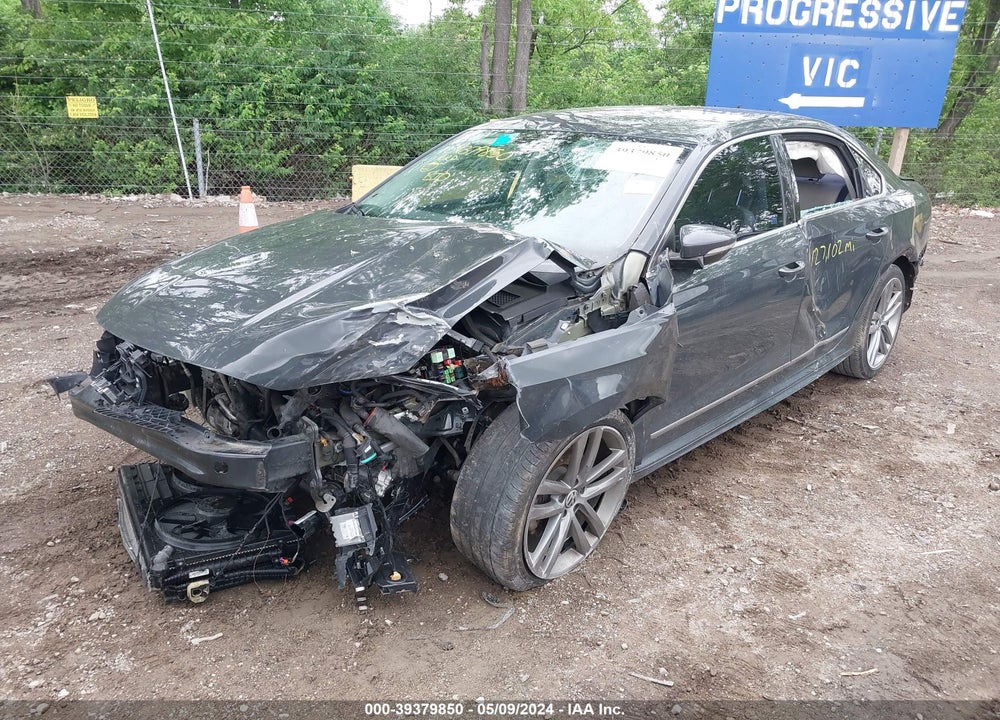 2017 VOLKSWAGEN PASSAT 1.8T R-LINE VIN: 1VWDT7A37HC055451