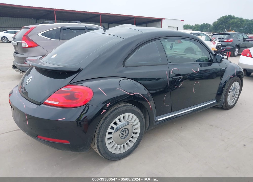 2013 VOLKSWAGEN BEETLE 2.5L VIN: 3VWJX7AT8DM666752