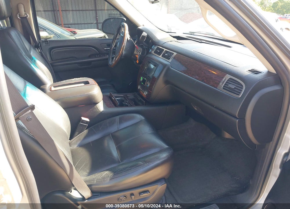 2007 GMC YUKON DENALI VIN: 1GKFK63837J306319