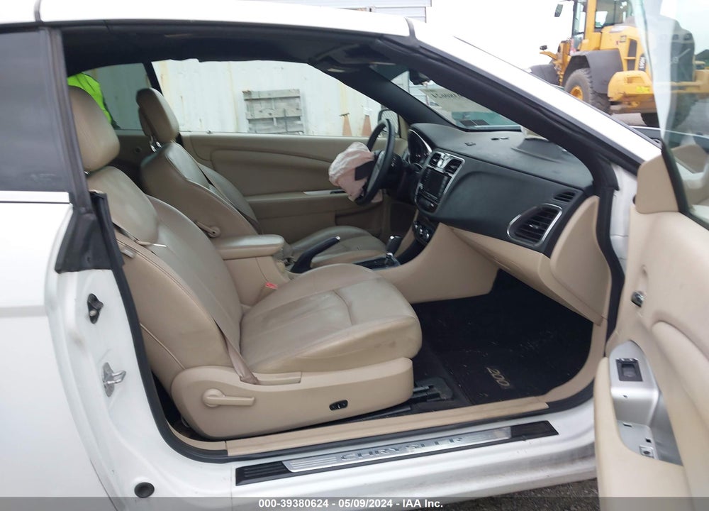 2014 CHRYSLER 200 LIMITED VIN: 1C3BCBFG8EN137993