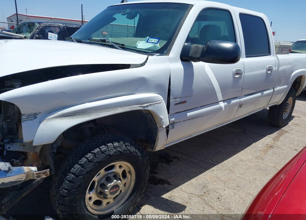 2005 GMC SIERRA 2500HD SLE VIN: 1GTHC23255F878451