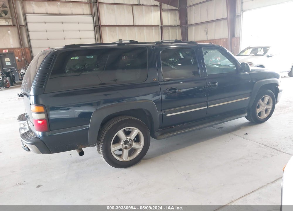 2005 CHEVROLET SUBURBAN 1500 LT VIN: 3GNFK16Z85G225843