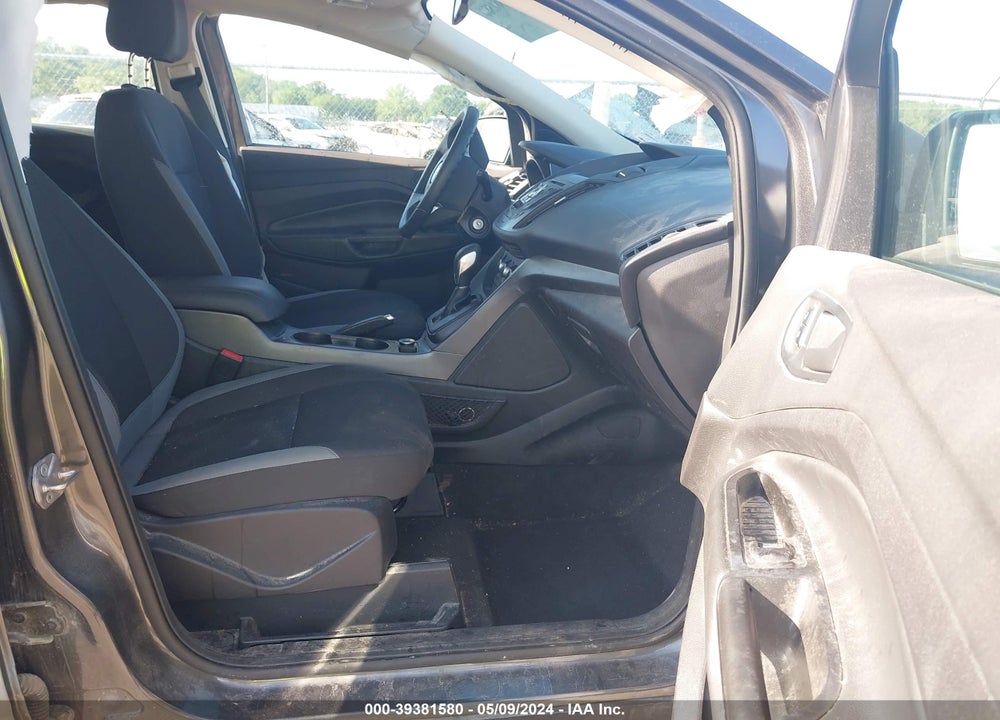 2016 FORD ESCAPE S VIN: 1FMCU0F73GUA10350