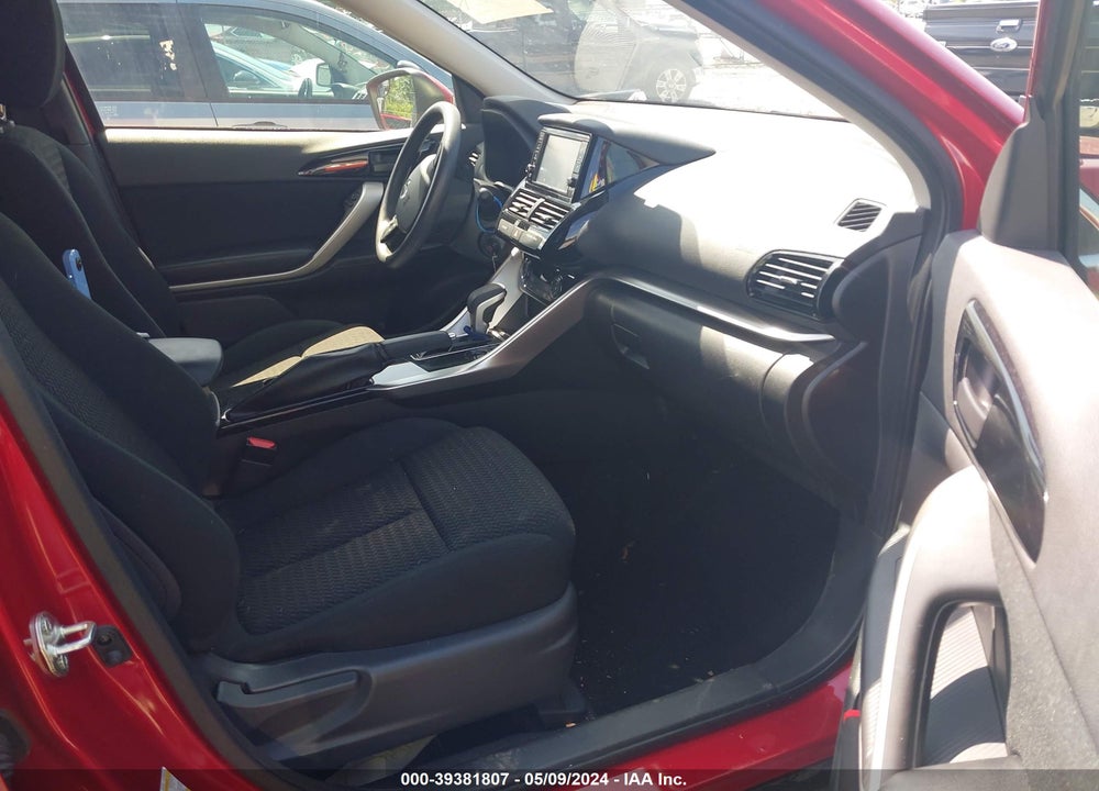 2022 MITSUBISHI ECLIPSE CROSS ES VIN: JA4ASUAA1NZ047774