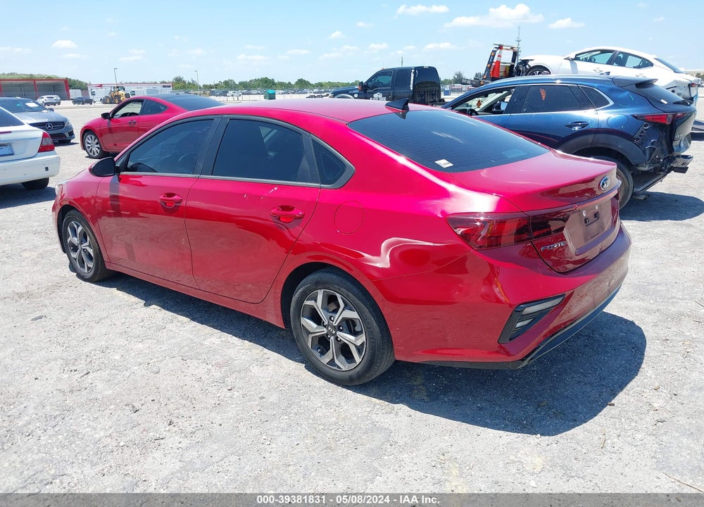 2021 KIA FORTE LXS VIN: 3KPF24AD2ME358954