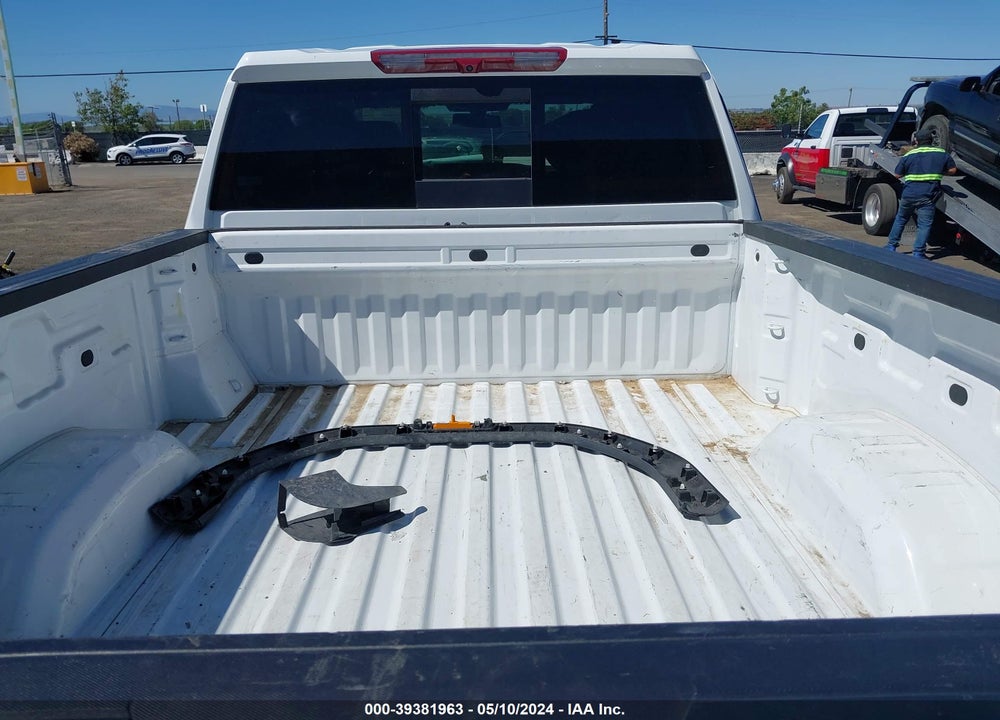 2022 GMC SIERRA 2500HD 4WD  STANDARD BED SLT VIN: 1GT49NE71NF268358