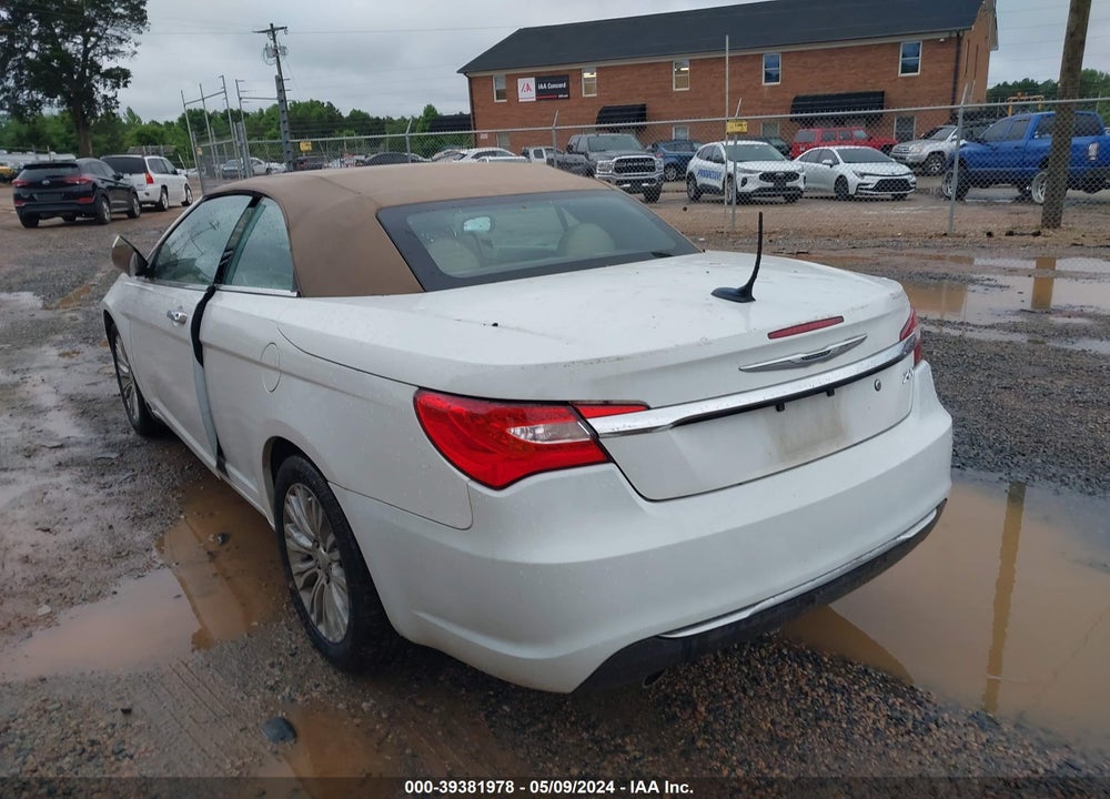 2013 CHRYSLER 200 LIMITED VIN: 1C3BCBFG5DN627984