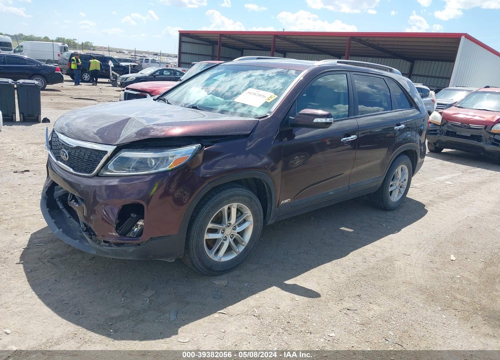 2015 KIA SORENTO LX VIN: 5XYKTCA62FG594937
