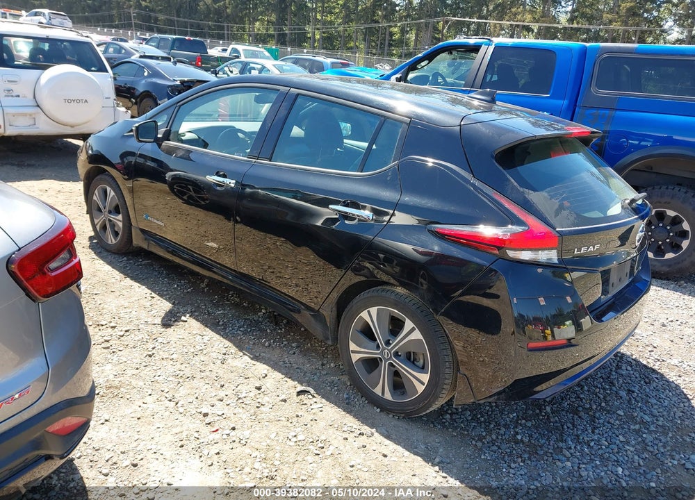 2018 NISSAN LEAF SL VIN: 1N4AZ1CP3JC300243