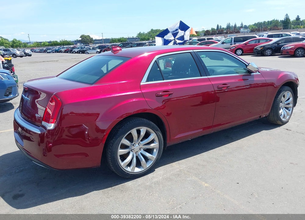 2018 CHRYSLER 300 TOURING VIN: 2C3CCAAG6JH315604