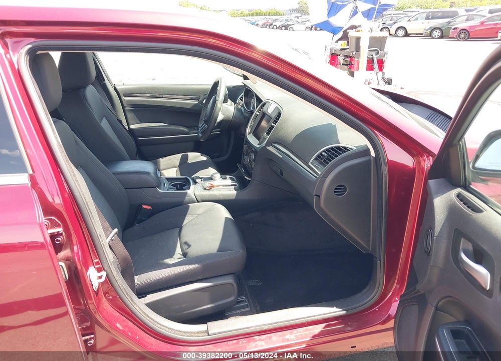 2018 CHRYSLER 300 TOURING VIN: 2C3CCAAG6JH315604