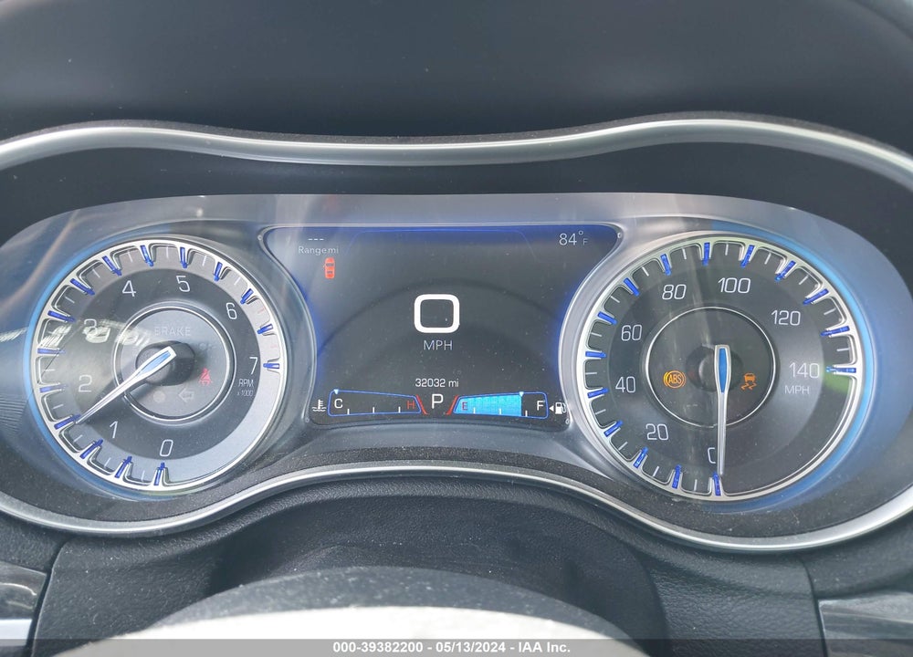 2018 CHRYSLER 300 TOURING VIN: 2C3CCAAG6JH315604