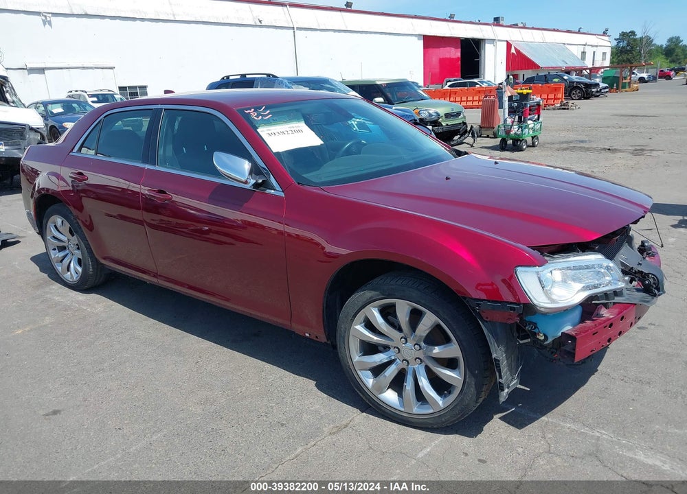 2018 CHRYSLER 300 TOURING VIN: 2C3CCAAG6JH315604