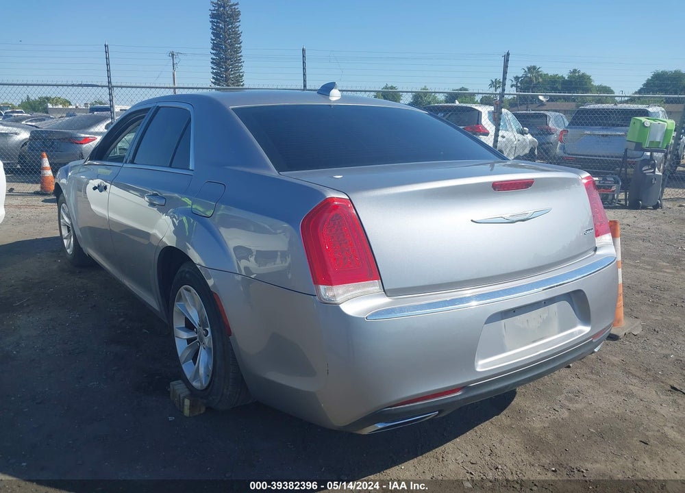 2015 CHRYSLER 300 LIMITED VIN: 2C3CCAAG6FH930791