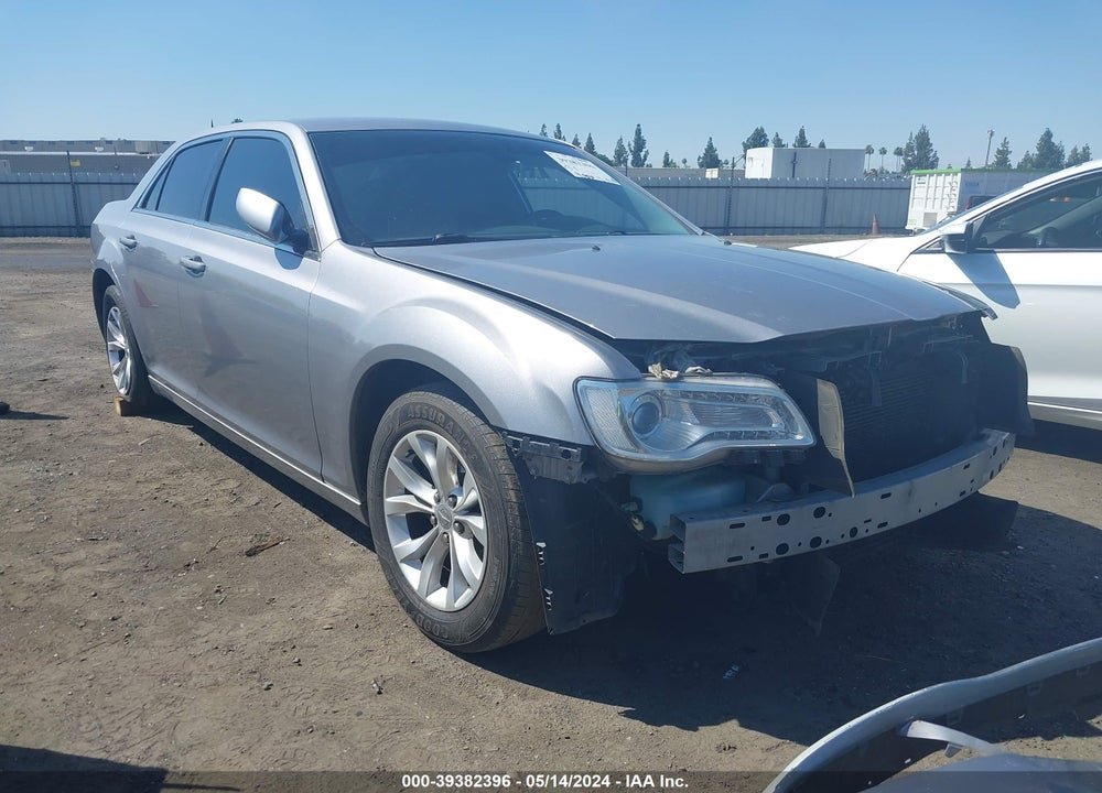 2015 CHRYSLER 300 LIMITED VIN: 2C3CCAAG6FH930791