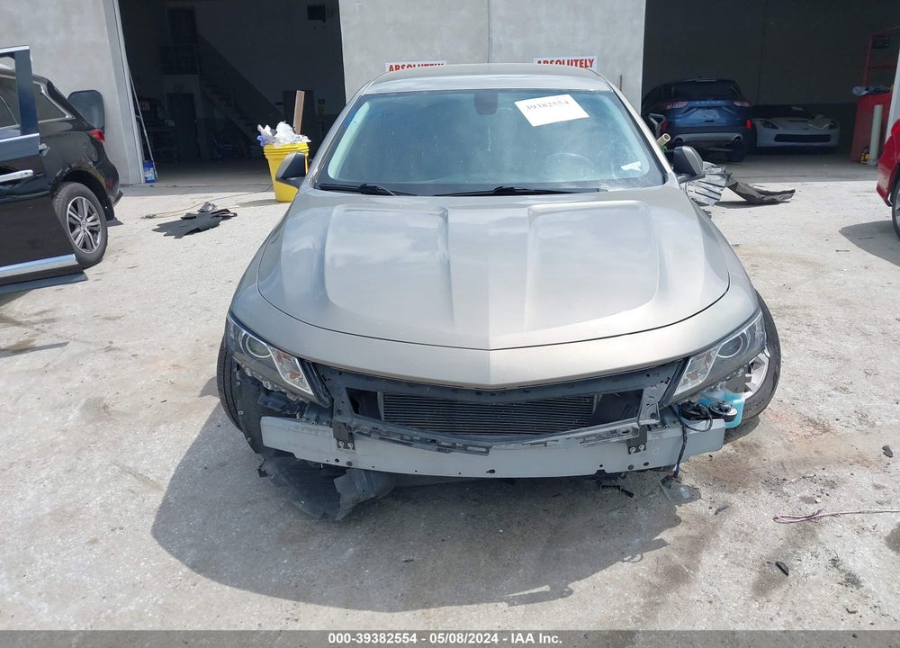 2018 CHEVROLET IMPALA 1LT VIN: 2G1105S33J9101137