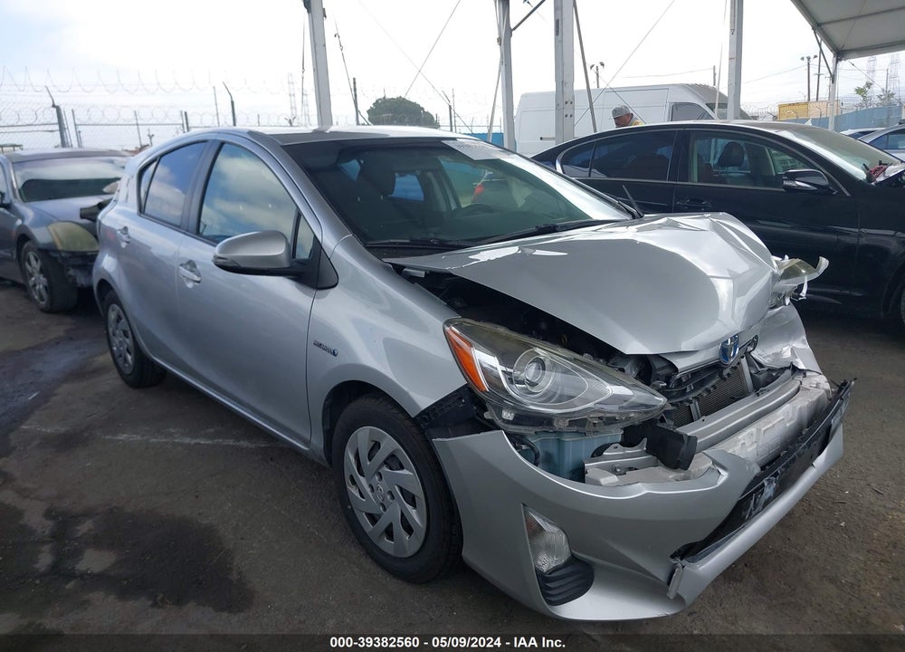 2016 TOYOTA PRIUS C TWO VIN: JTDKDTB32G1137578