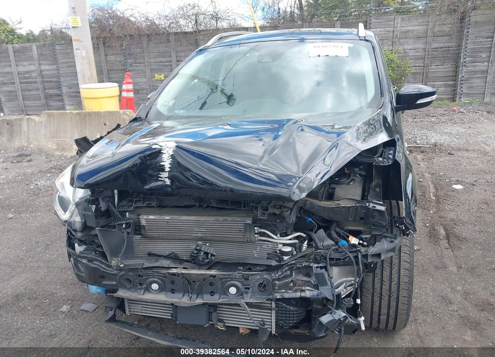 2018 FORD ESCAPE TITANIUM VIN: 1FMCU9J91JUA45845