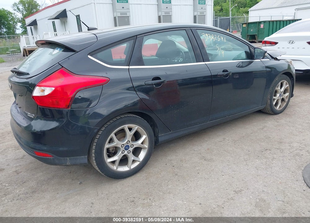 2012 FORD FOCUS TITANIUM VIN: 1FAHP3N23CL409130
