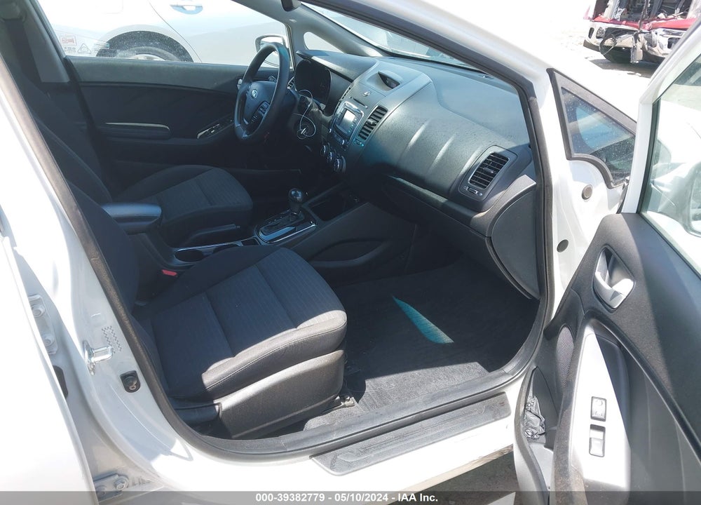 2017 KIA FORTE LX VIN: 3KPFL4A71HE044970