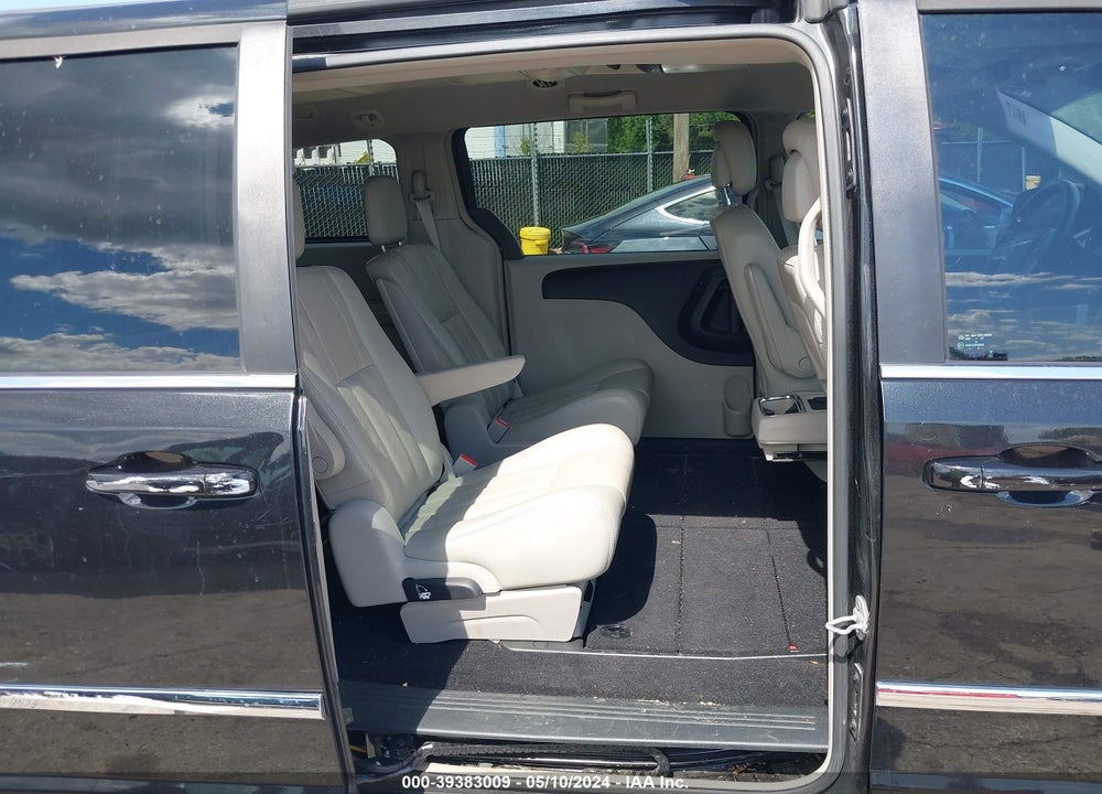 2012 CHRYSLER TOWN & COUNTRY TOURING VIN: 2C4RC1BG4CR170077