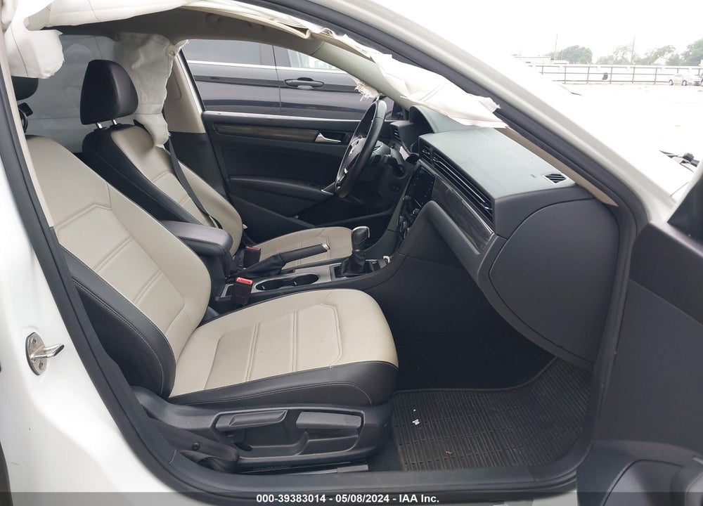 2020 VOLKSWAGEN PASSAT 2.0T R-LINE VIN: 1VWMA7A37LC018155