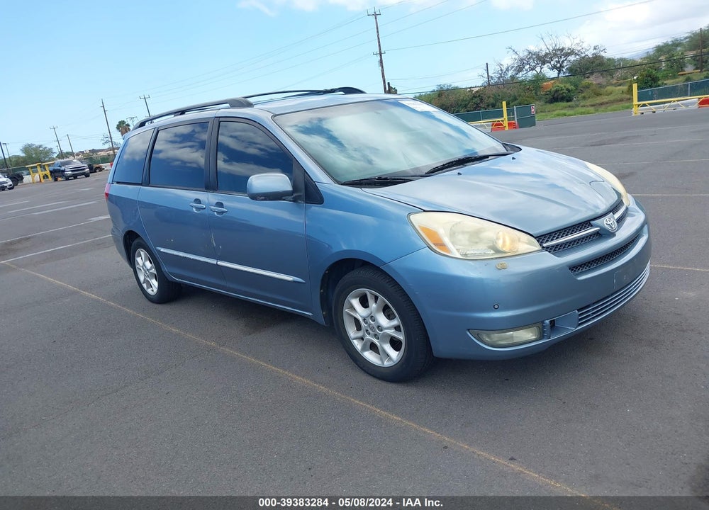 2004 TOYOTA SIENNA XLE VIN: 5TDZA22C14S009199