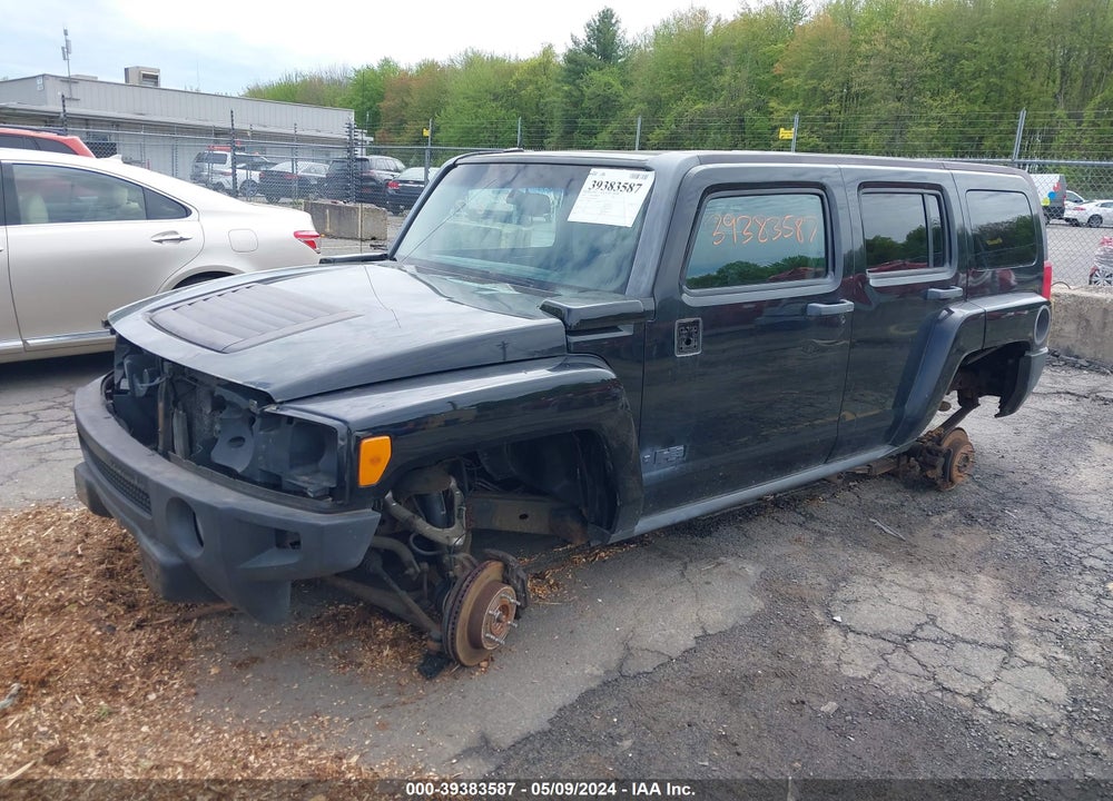 2006 HUMMER H3 SUV VIN: 5GTDN136468104941