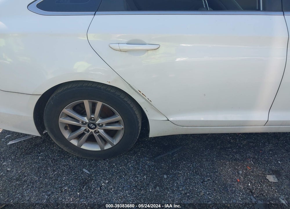 2016 HYUNDAI SONATA SE VIN: 5NPE24AF1GH307569