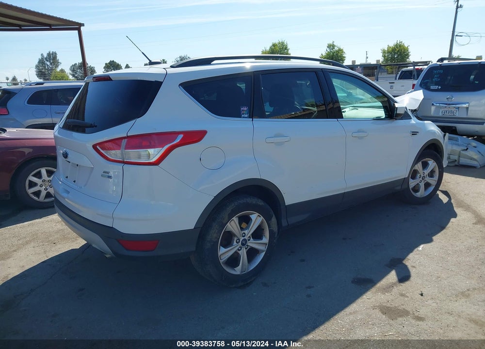 2015 FORD ESCAPE SE VIN: 1FMCU9GX1FUB22811
