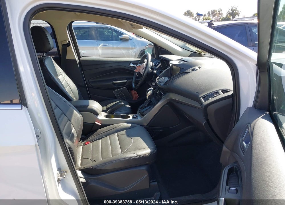 2015 FORD ESCAPE SE VIN: 1FMCU9GX1FUB22811