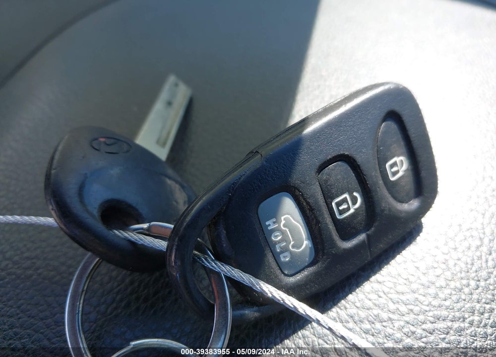 2014 HYUNDAI ELANTRA GT VIN: KMHD35LH4EU185978