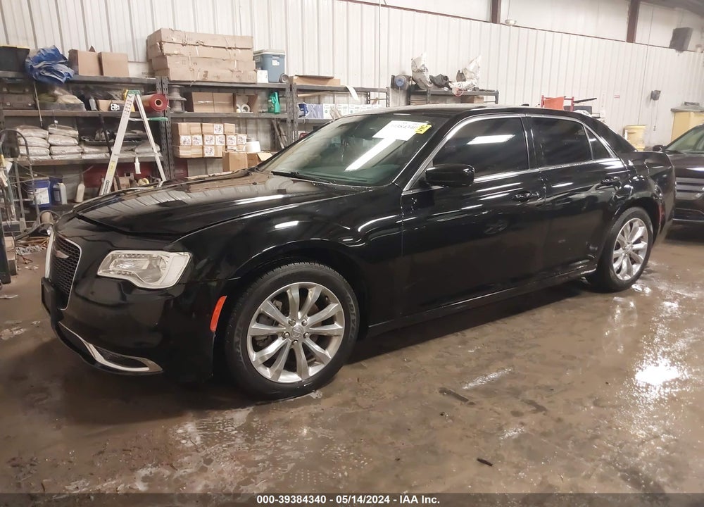 2016 CHRYSLER 300 LIMITED VIN: 2C3CCARG4GH165831