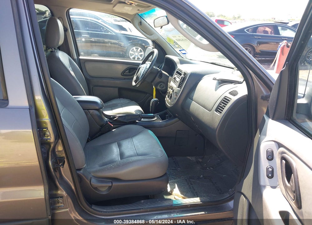2006 FORD ESCAPE VIN: 1FMYU93196KC65847