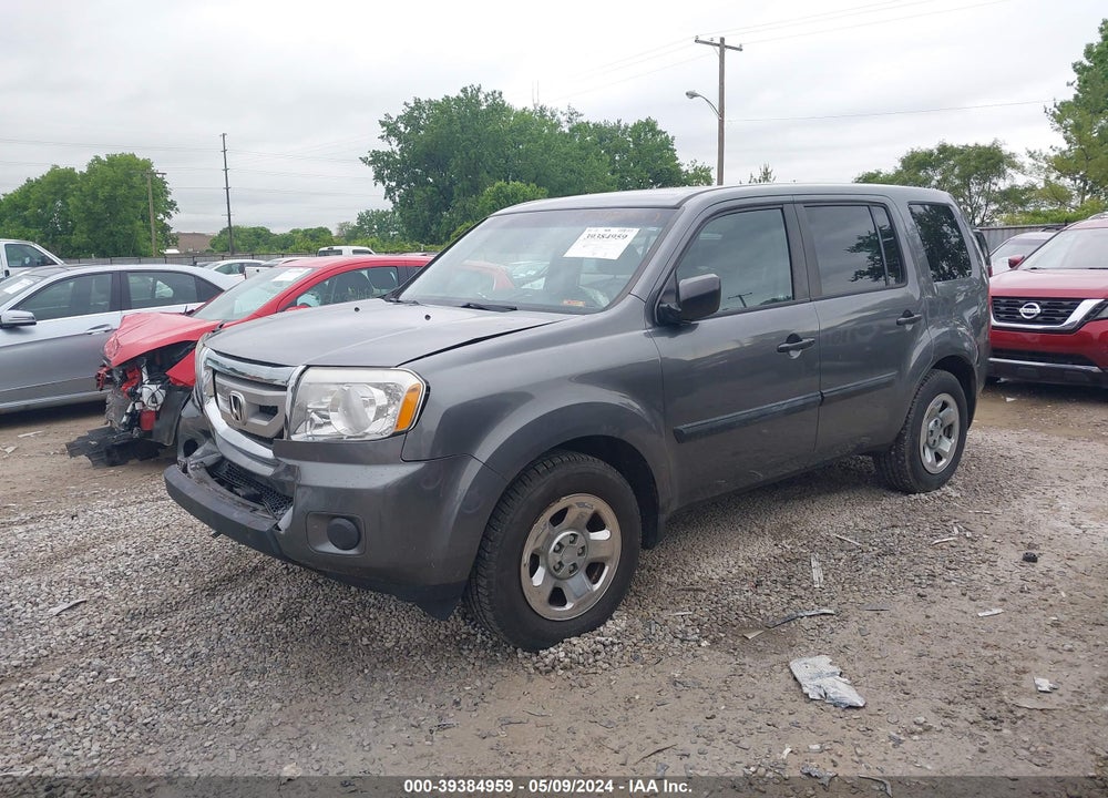 2011 HONDA PILOT LX VIN: 5FNYF4H22BB028742