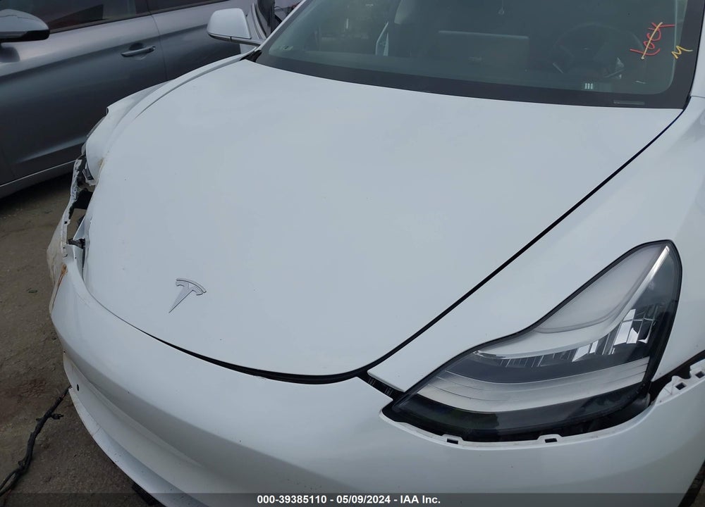 2018 TESLA MODEL 3 VIN: 5YJ3E1EA2JF164990